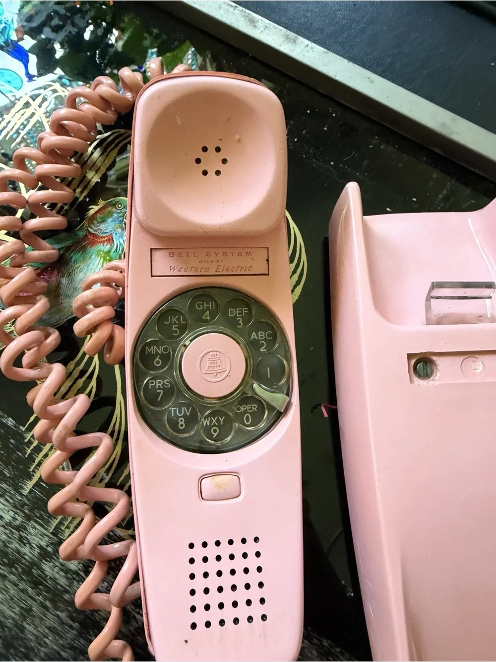 Vintage 1983 Peach Pink Rotary Trimline Telephone Bell System Western Electric